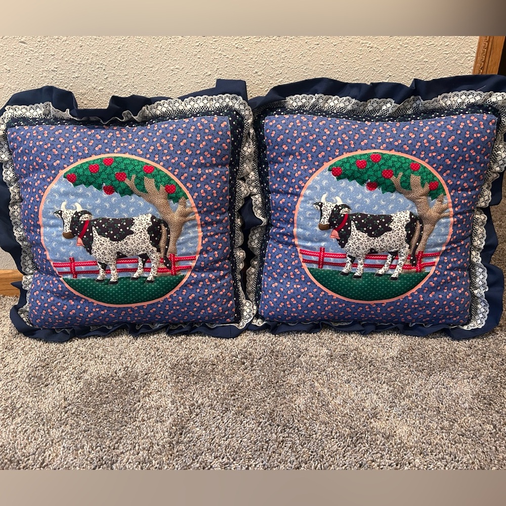 Farm Themed Vintage Throw Pillows (2) 18x18
